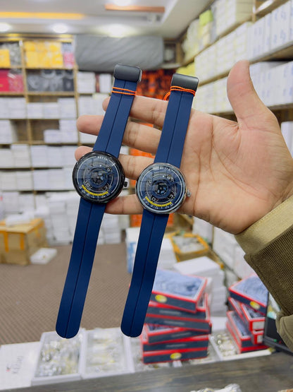 Premium FriendShip Couple Watch - Circular Dial Design with Yellow Accents