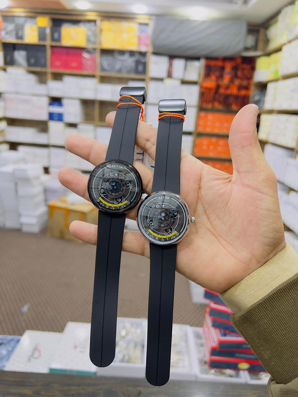 Premium FriendShip Couple Watch - Circular Dial Design with Yellow Accents